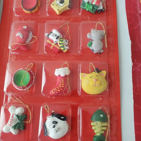 Vintage New Old Stock Mini Christmas Tree Ornaments CVS Merry Brite Best Value - Picture 11 of 13